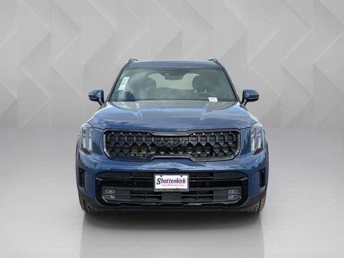 Used 2025 Kia Telluride SX Prestige X-Pro AWD/4WD image 2