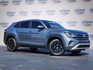 Used 2022 Volkswagen Atlas Cross Sport SE video 2