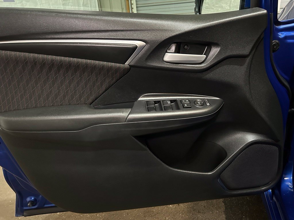 Used 2018 Honda Fit Sport image 10