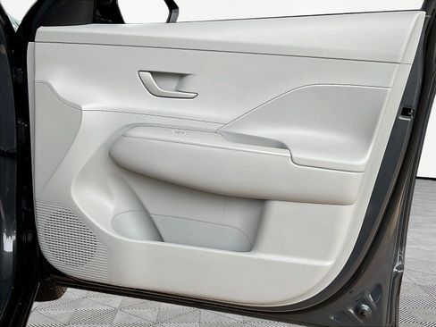 Used 2024 Hyundai Kona SEL FWD image 27