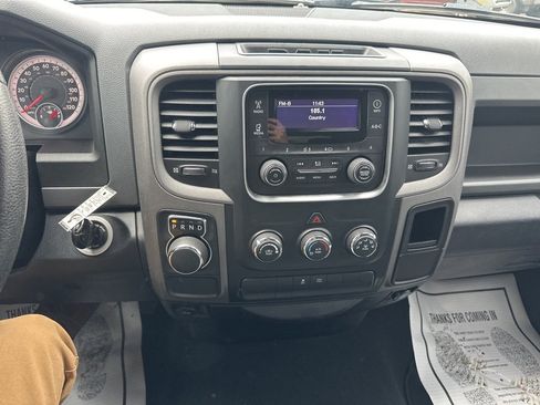 Used 2015 RAM 1500 Express image 17