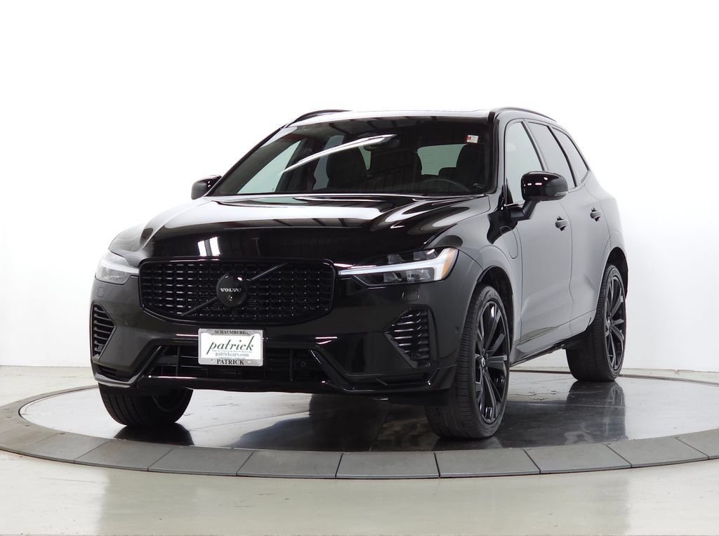 Used 2025 Volvo XC60 T8 Ultra w/ Protection Package Premier AWD/4WD image 3