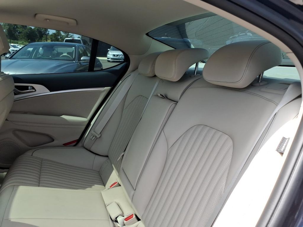 Used 2026 Genesis G70 2.5T Prestige RWD image 12