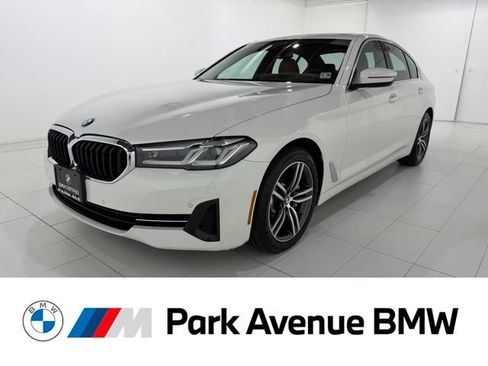 Certified 2023 BMW 530i xDrive w/ Premium Package AWD/4WD image 1