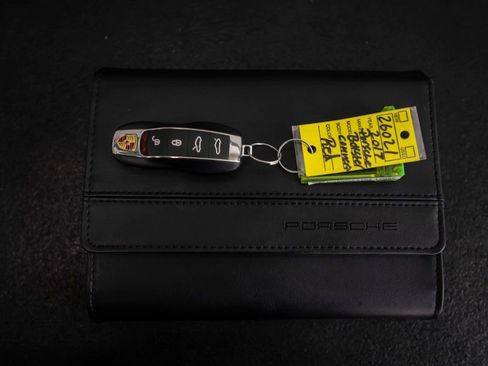 Used 2017 Porsche 718 Boxster RWD image 48