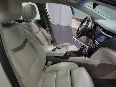 Used 2014 Cadillac XTS Platinum AWD/4WD image 32