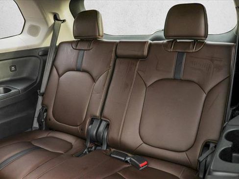 Used 2023 Honda Pilot Elite image 27