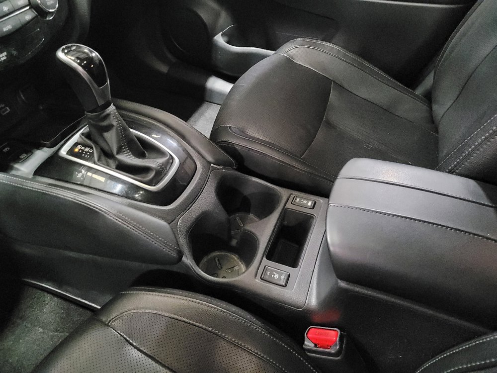 Used 2019 Nissan Rogue SL w/ Premium Package FWD image 26