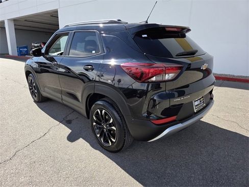 Certified 2023 Chevrolet TrailBlazer LT image 4