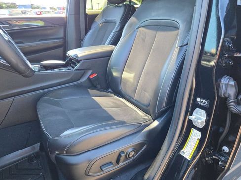 Certified 2023 Jeep Grand Cherokee Altitude AWD/4WD image 27