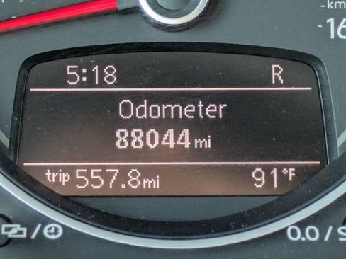 Used 2018 Volkswagen Beetle 2.0T Coast FWD image 35