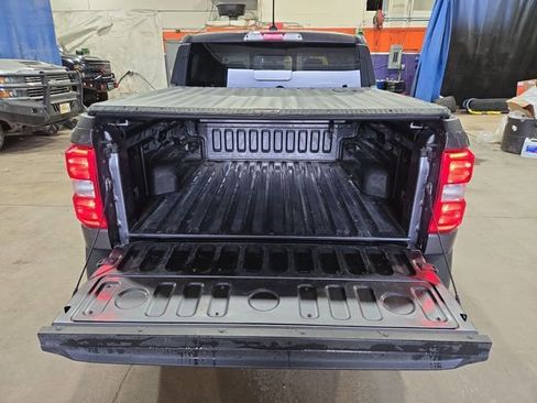 Used 2022 Ford Maverick Lariat w/ Equipment Group 500A Standard image 32