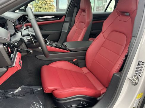 New 2026 Porsche Panamera 4 image 5