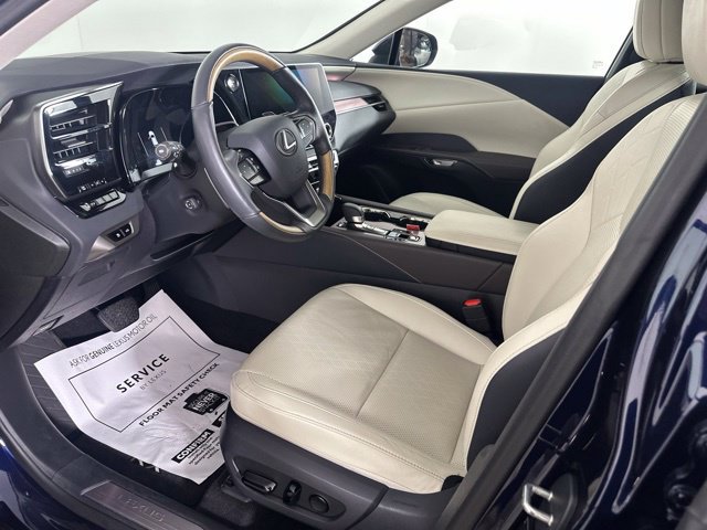 Used 2025 Lexus RX 350 w/ Convenience Package AWD/4WD image 17