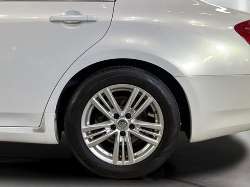 Used 2011 INFINITI G37 Journey RWD image 37