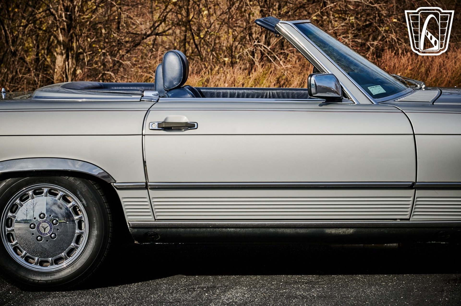 Used 1988 Mercedes-Benz 560 SL image 30