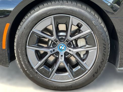 Used 2023 BMW i4 eDrive35 w/ Premium Package RWD image 11