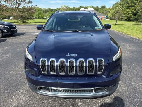 Used 2016 Jeep Cherokee Limited w/ Trailer Tow Group AWD/4WD image 2