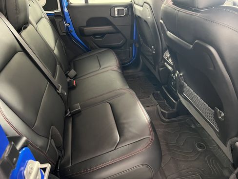 Used 2024 Jeep Wrangler Unlimited Rubicon image 22