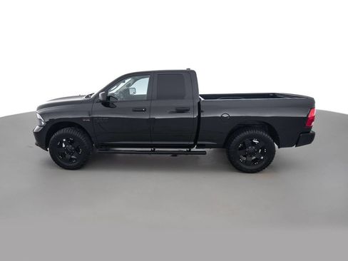 Used 2018 RAM 1500 Express w/ Black Ram 1500 Express Group image 8