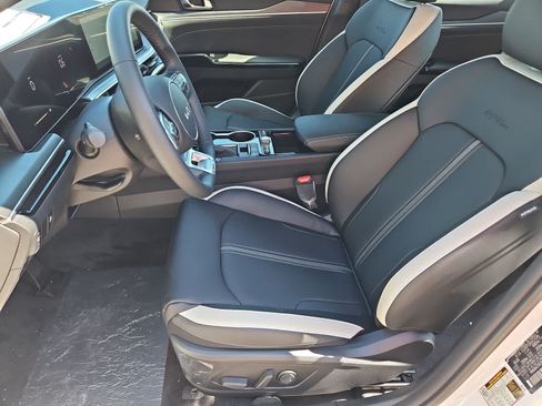 New 2026 Kia K5 GT-Line FWD image 17