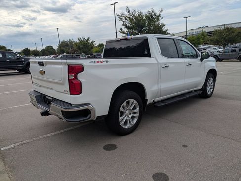 Used 2023 Chevrolet Silverado 1500 LTZ AWD/4WD image 4