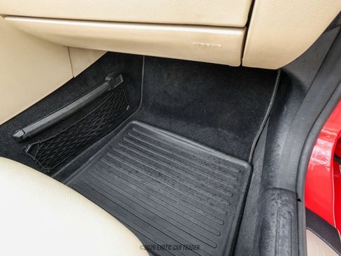 Used 2015 Mercedes-Benz SLK 250 image 48