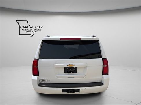 Used 2017 Chevrolet Tahoe LT image 4