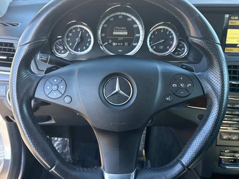 Used 2011 Mercedes-Benz E 550 Cabriolet image 23