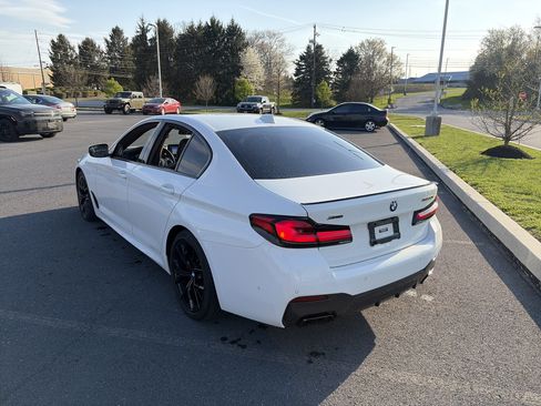 Used 2023 BMW M550i xDrive w/ Executive Package image 6