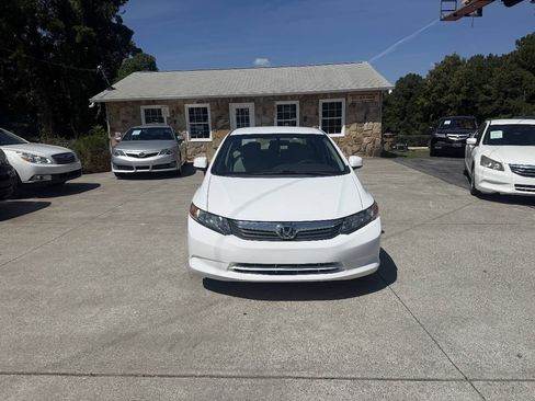 Used 2012 Honda Civic LX image 2