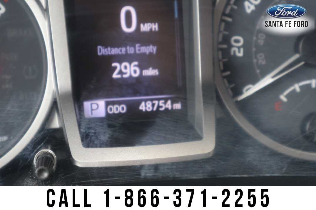 Used 2023 Toyota Tacoma SR5 RWD image 33