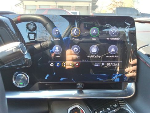 Used 2020 Chevrolet Corvette Stingray Premium Cpe w/ 3LT Preferred Equipment Group image 31