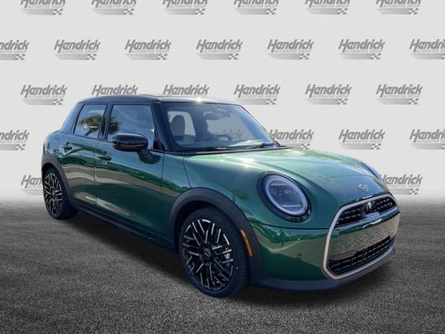 New 2026 MINI Cooper 4-Door Hardtop image 2