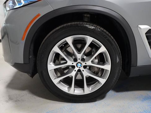 Used 2025 BMW X5 xDrive40i w/ Premium Package AWD/4WD image 37