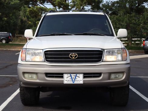 Used 2000 Toyota Land Cruiser image 13