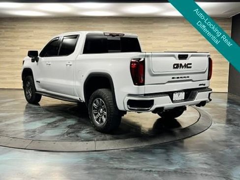 Used 2024 GMC Sierra 1500 AT4 w/ Technology Package AWD/4WD image 14