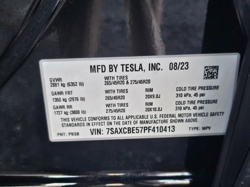 Used 2023 Tesla Model X image 33