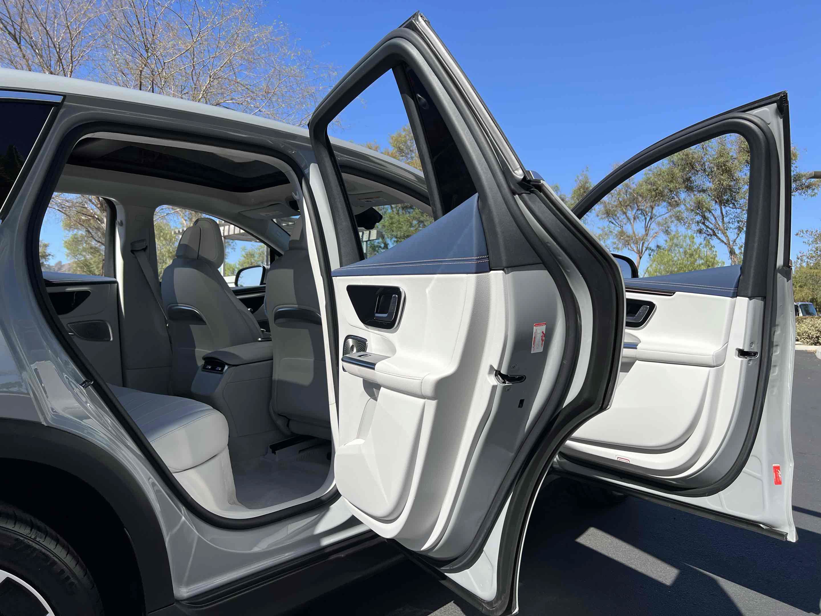 Used 2024 Mercedes-Benz EQE 350+ SUV image 68