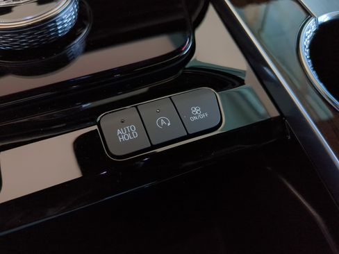 New 2025 Cadillac Escalade Sport Platinum w/ LPO, ONYX Package image 29