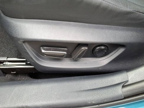 Used 2025 Toyota Camry XSE FWD image 27