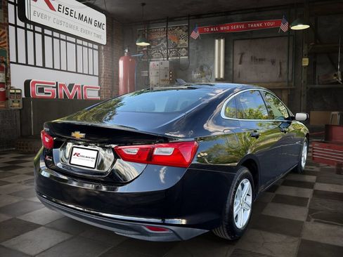 Certified 2020 Chevrolet Malibu LS FWD image 3