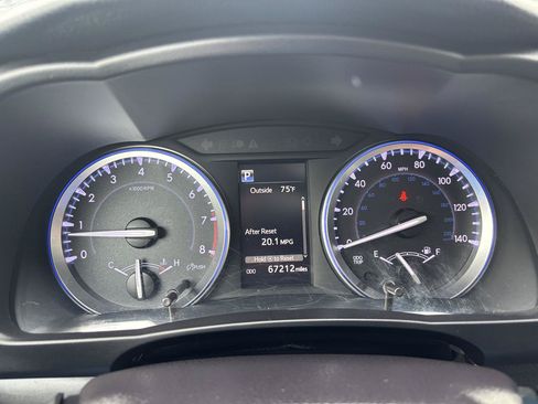 Used 2018 Toyota Highlander XLE FWD image 22