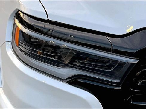 New 2025 RAM 1500 Limited AWD/4WD image 13