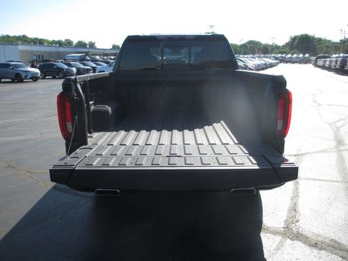 Used 2024 GMC Sierra 1500 Denali w/ Denali Reserve Package AWD/4WD image 8