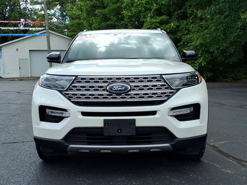 Certified 2023 Ford Explorer Limited w/ Class IV Trailer Tow Package AWD/4WD image 2