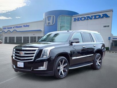 Used 2016 Cadillac Escalade Luxury