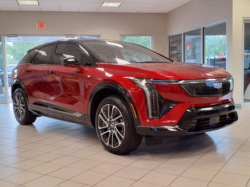 Certified 2026 Cadillac Optiq Sport 1 image 6