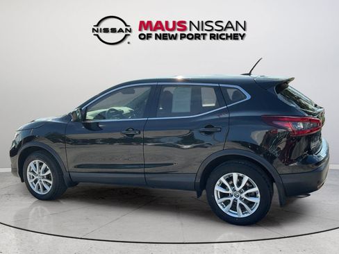 Certified 2022 Nissan Rogue Sport S FWD image 6