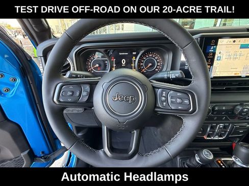 New 2026 Jeep Gladiator Sport image 21